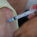 Vacina contra covid será incluída no Programa Nacional de Imunizações