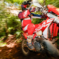 Competidores enfrentam muitas passagens molhadas e belas paisagens no Enduro do Jenipapo