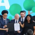 Lula lança programa de urbanização de favelas Periferia Viva