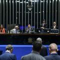 Senado aprova PEC do corte de gastos e restrição do PIS/Pasep