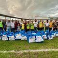 Secepi entrega kits esportivos do Projeto Geração para escolinhas de futebol