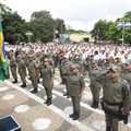 No Dia da Bandeira, governadora participa de promoção de PMs