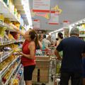 Inflação perde força pelo 2º mês seguido e fecha abril em 0,43%
