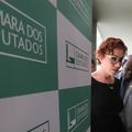 STF julga recurso de Carla Zambelli para anular condenação