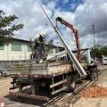 Colisões em postes de iluminação pública afetam centenas de pessoas e causam prejuízos à Prefeitura